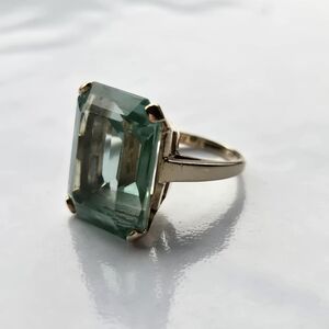 14K Gold 24ct Emerald Cut Green Spinel Ring - Size 6‎